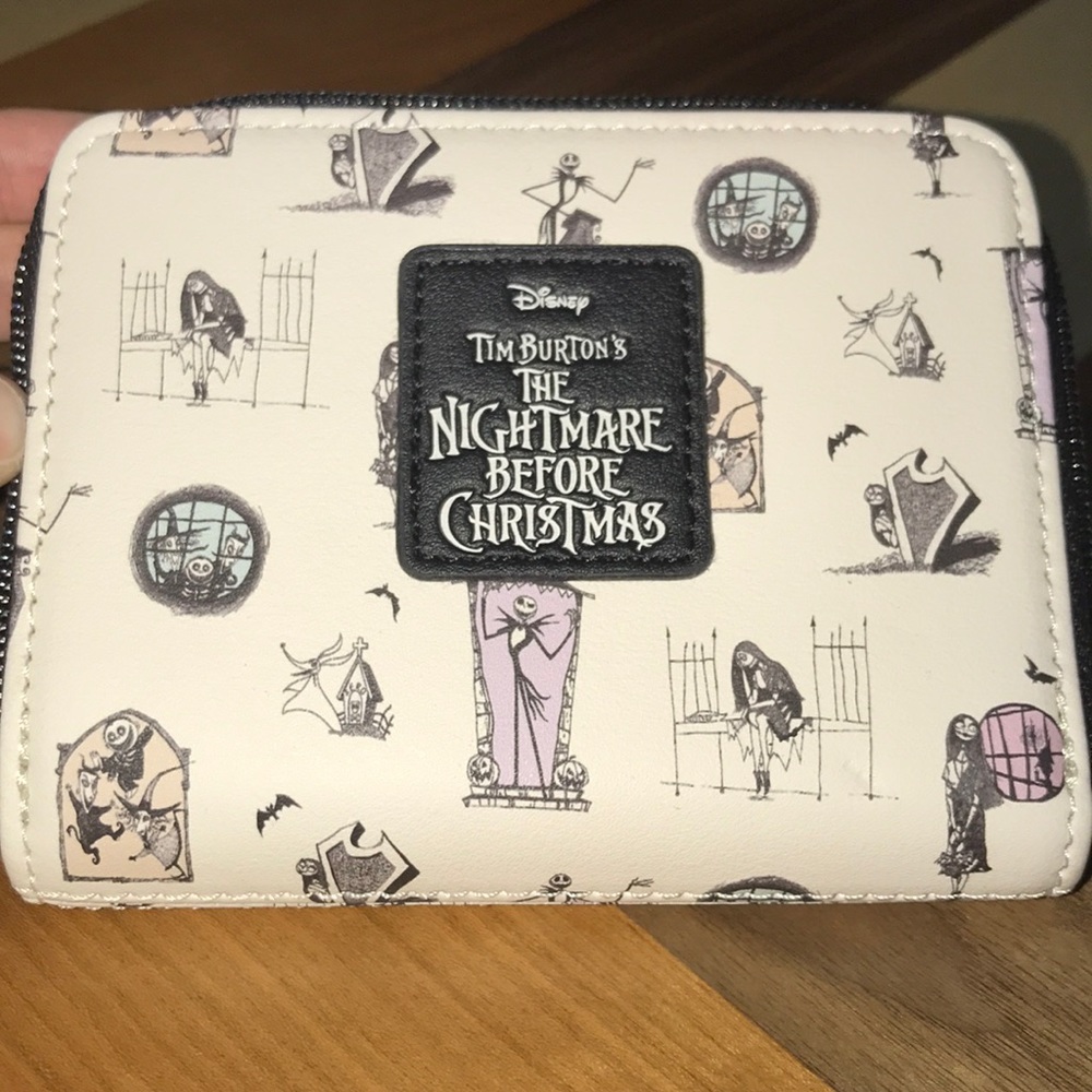 Loungefly wallet